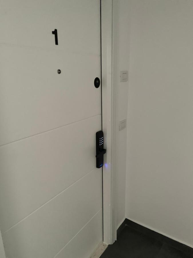 Central Studio Apartment 1, 地拉那 外观 照片